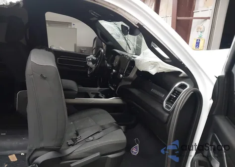 2024 Ram 2500 Big Horn 4X4 6'4 Box из США, поврежденный, VIN 3C6UR5DL3RG179465